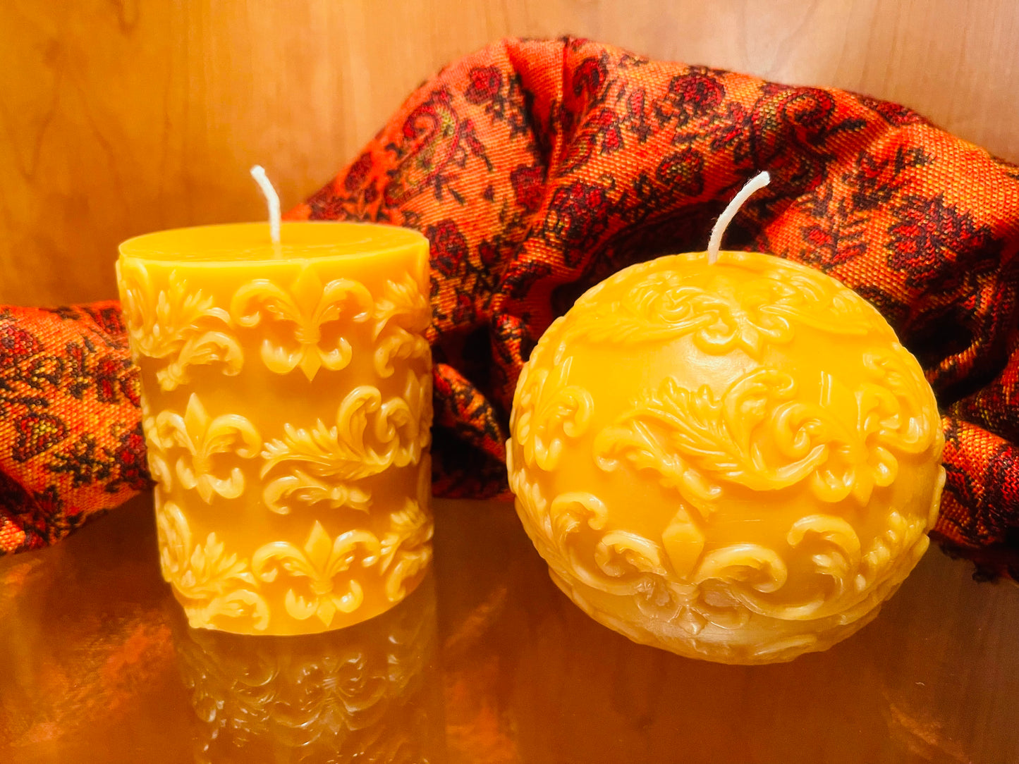 Fleur-de-lis Pillar and Ball Candles Duo